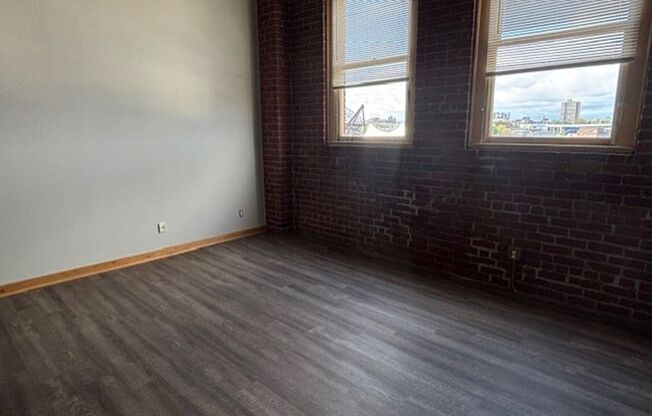2 beds, 2 baths, 980 sqft, $1,699, Unit 630