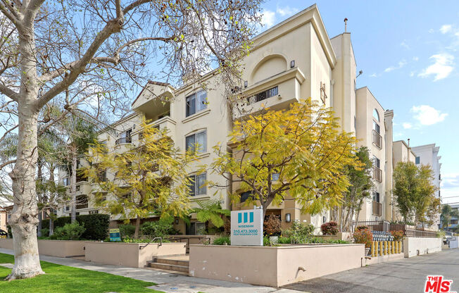 1240 S Sherbourne Dr Unit 302