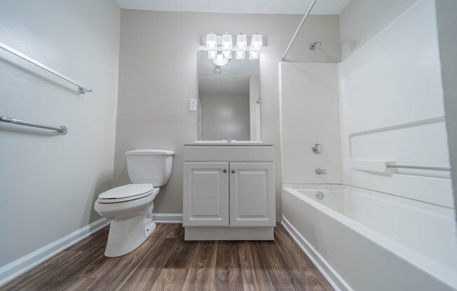 Beautiful and spacious bathrooms at Mission Triangle Point