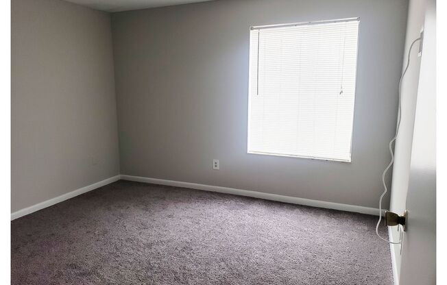 2 beds, 2 baths, 1,100 sqft, $1,295, Unit 1600-405