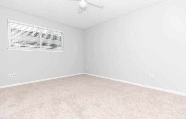 2 beds, 2 baths, 975 sqft, $1,299