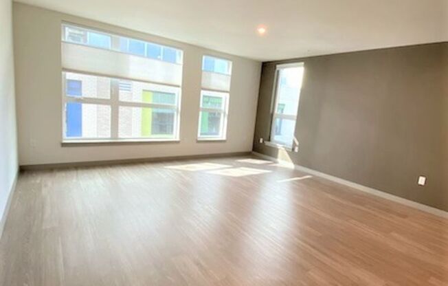 1 bed, 1 bath, 719 sqft, $1,695, Unit 406