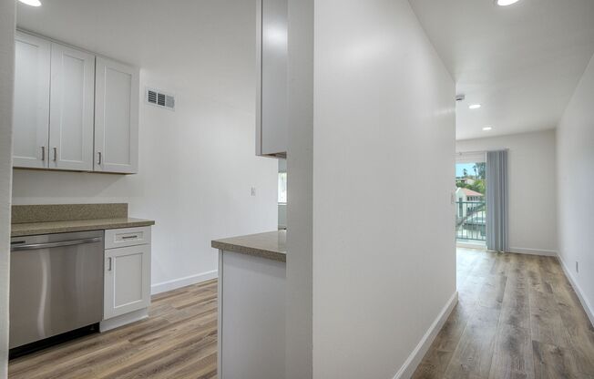 2 beds, 1.5 baths, 930 sqft, $2,695, Unit #20 - 2X1.5 930 SQ FT