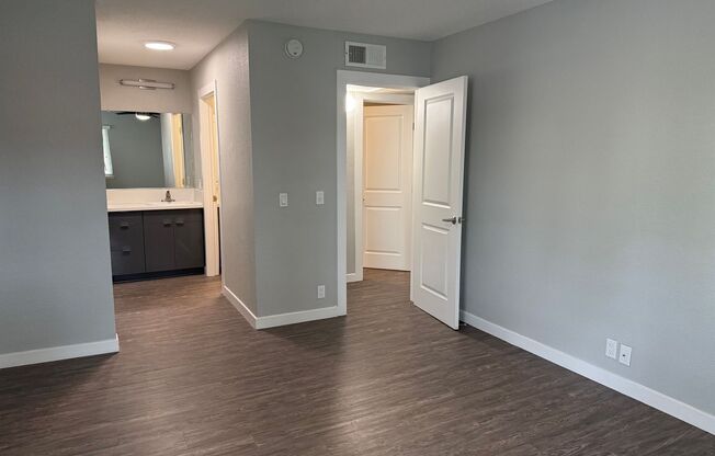 2 beds, 1 bath, 853 sqft, $2,625, Unit 6B