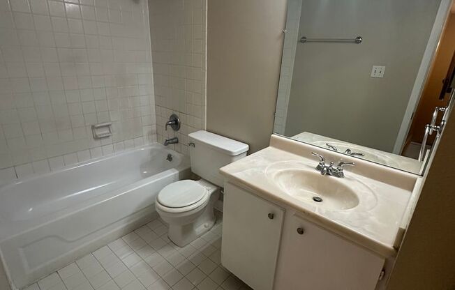 1 bed, 1 bath, $1,015