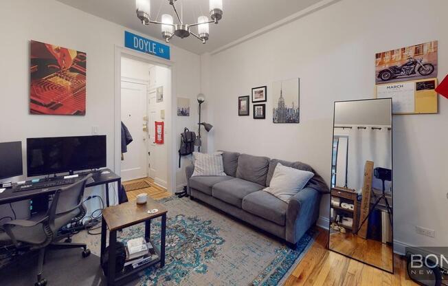 1 bed, 1 bath, $3,995, Unit 301