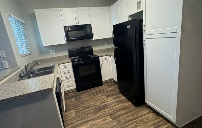 1 bed, 1 bath, 640 sqft, $2,250, Unit 233