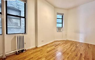 1 bed, 1 bath, $2,695, Unit 3FE