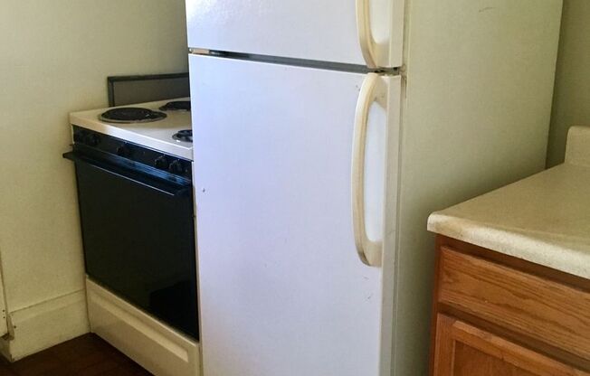 *** Spacious Apartments in Friendship * Pet Friendly * Available Now * Open Floor plans * Beautiful Renovations ***