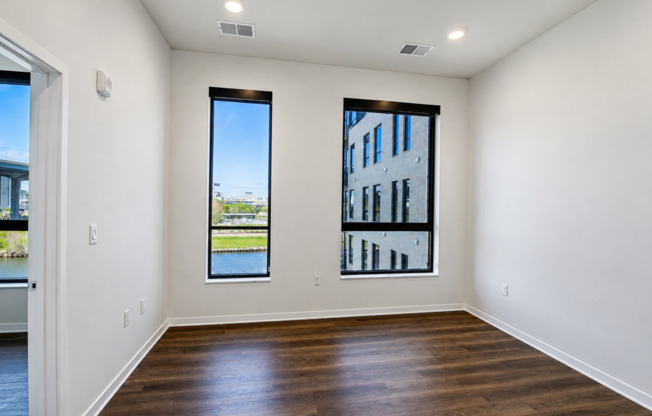 1 bed, 1 bath, 500 sqft, $1,725, Unit 111