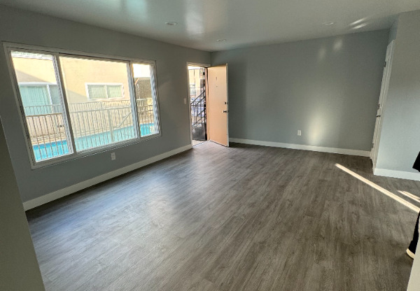 3232 W 99 ST