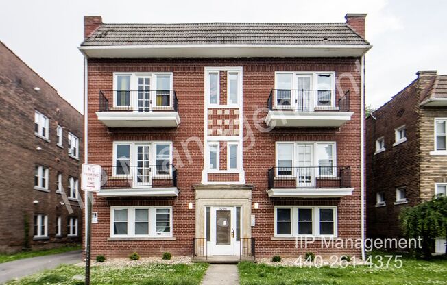 3296 E 149 ST