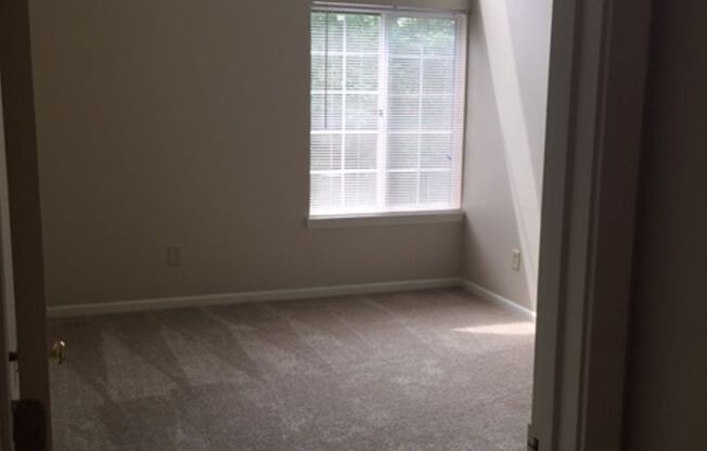 2 beds, 2 baths, 1,000 sqft, $1,342, Unit 3846c