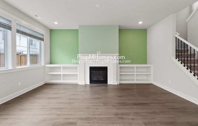 Elegant 4-Bedroom in South Cooper Mountain – Soaking Tub, Fireplace & More!