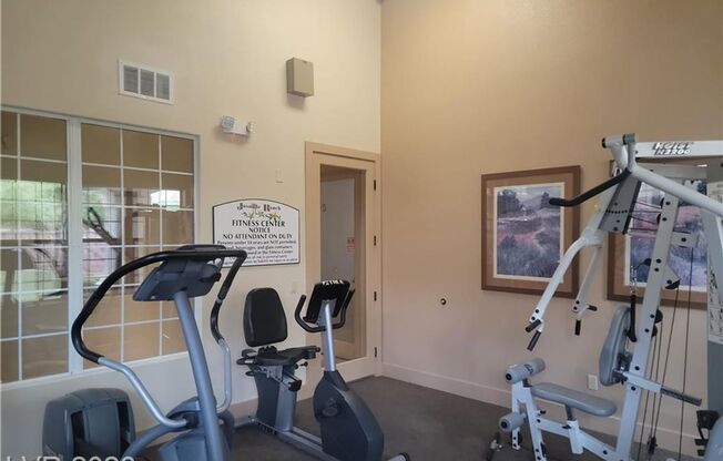 2 beds, 2 baths, $1,550, Unit Building 1