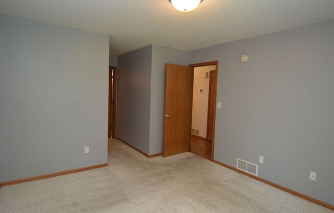 2 beds, 2 baths, $1,475