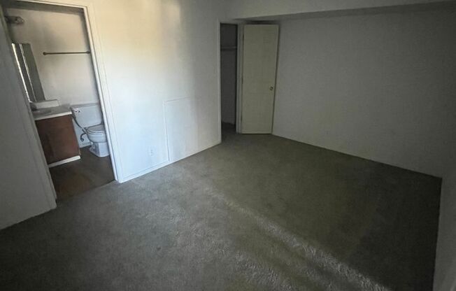 1 bed, 1 bath, $850, Unit # G 208