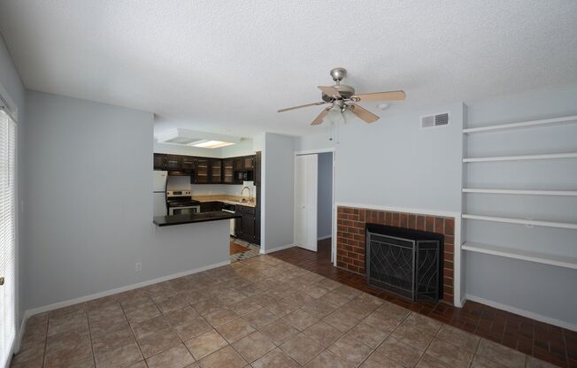 2 beds, 1 bath, $2,015