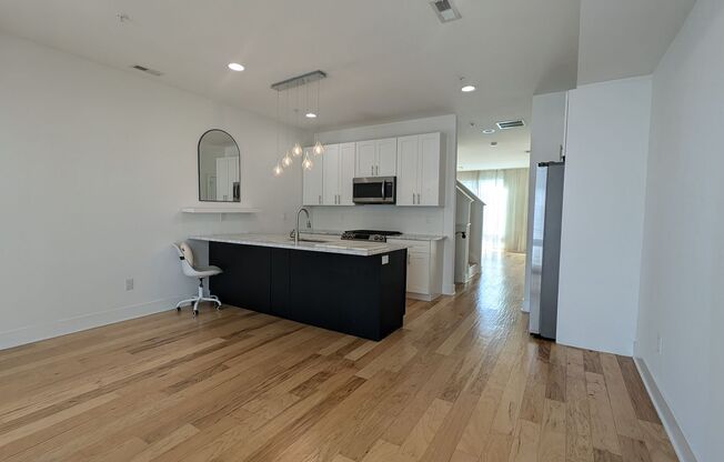 Port Richmond 4 Bedroom