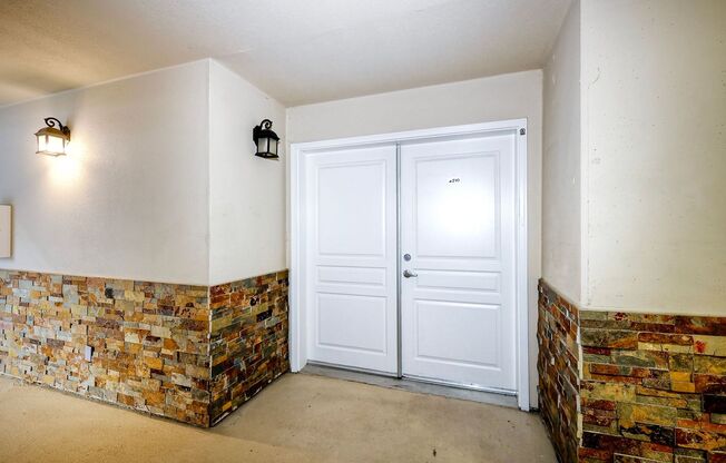 4 beds, 3.5 baths, 2,800 sqft, $4,695, Unit 210