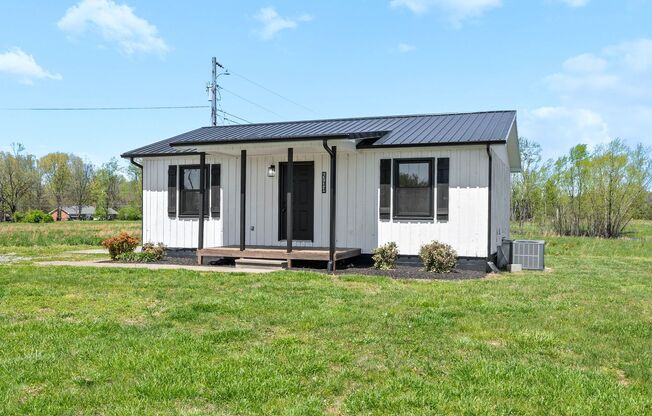 1 Bedroom Home For Rent In Woodlawn!