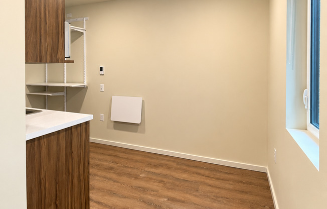 Studio, 1 bath, 180 sqft, $1,195, Unit 325-MFTE