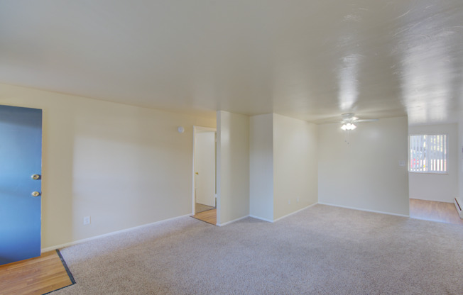 2 beds, 1 bath, 832 sqft, $1,550, Unit 115