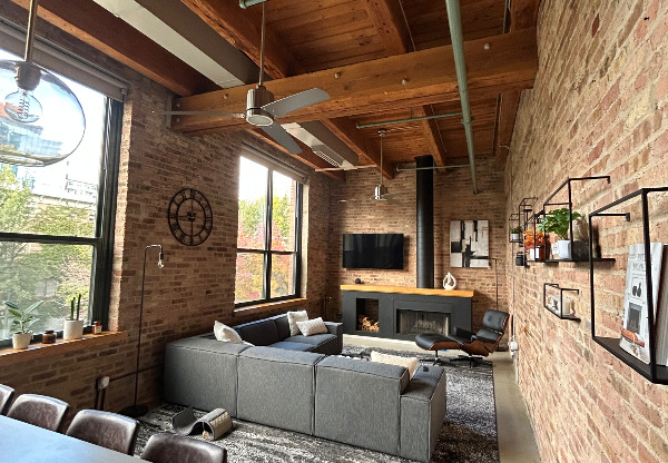 1727 S. INDIANA AVE.