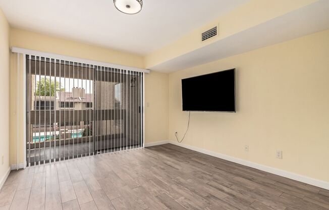 2 beds, 2 baths, $2,150