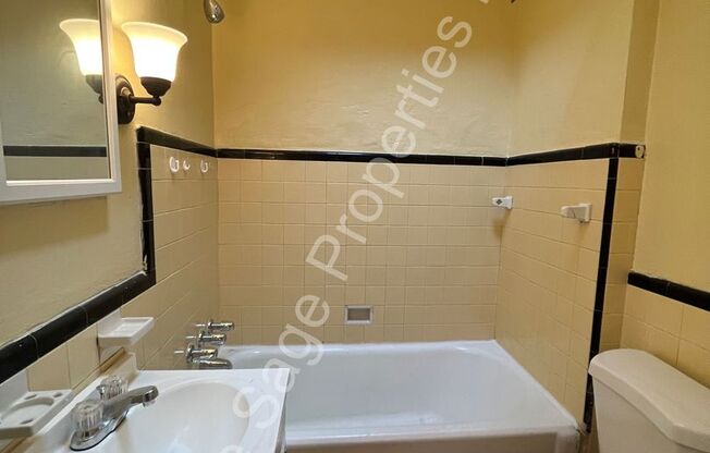 3 beds, 1 bath, $1,495