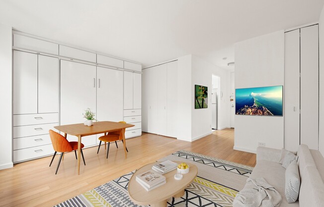 Studio, 1 bath, 400 sqft, $3,650, Unit 4J