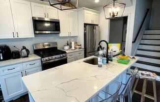 19 E Transit St 1