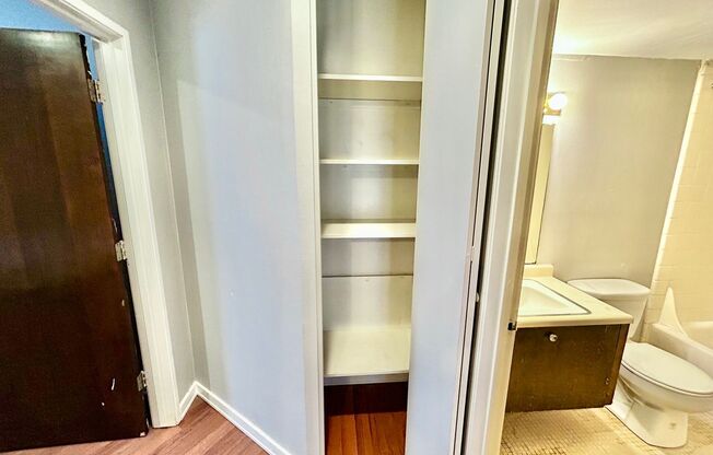 1 bed, 1 bath, 580 sqft, $1,825, Unit 12