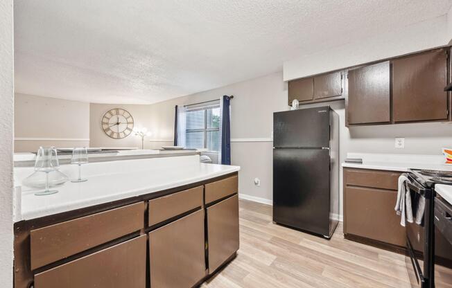 1 bed, 1 bath, 650 sqft, $1,099