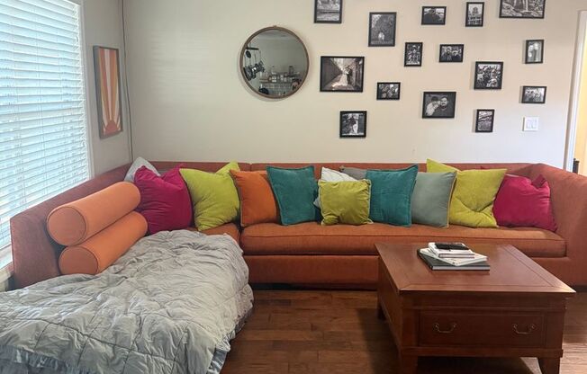 3 Bed, 2 Bath in Ogletree Village!