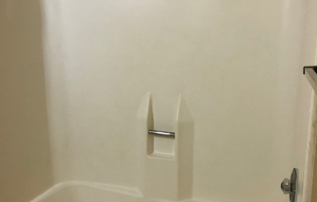 1 bed, 1 bath, $900