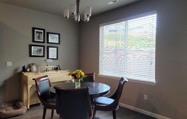 4 Bedroom Home in Freestone at Bayside!