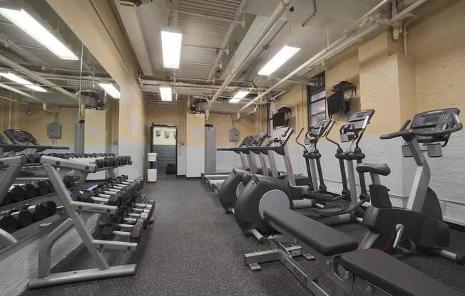 1 bed, 1.5 baths, $5,000, Unit 5H