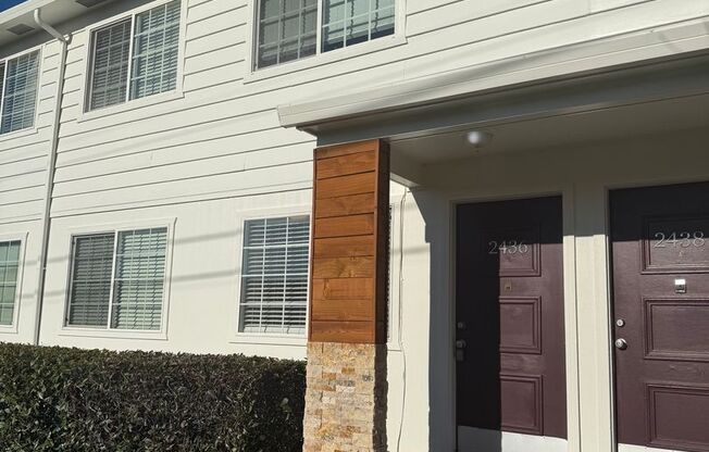 C2402 - Maple Court Apartments
