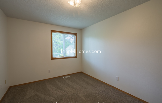 3 beds, 2 baths, $2,429