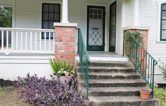 4-BEDROOM IN ALAMO HEIGHTS