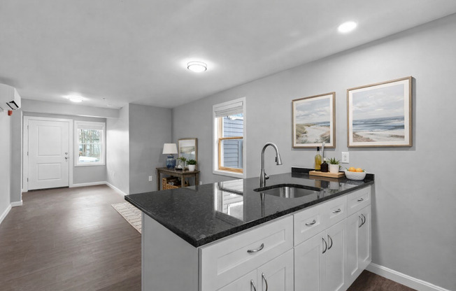 1 bed, 1 bath, 600 sqft, $2,099, Unit 10 Monarch Way Apt 101