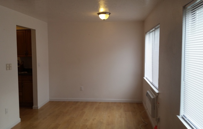 2 bedroom 4 plex