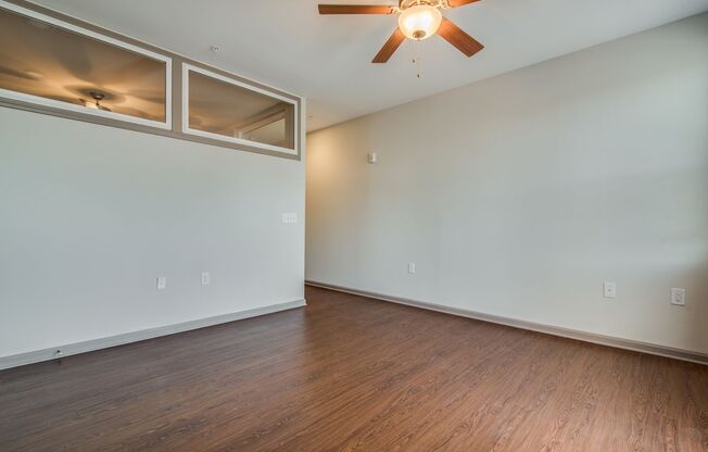 1 bed, 1 bath, 588 sqft, $1,235, Unit 301