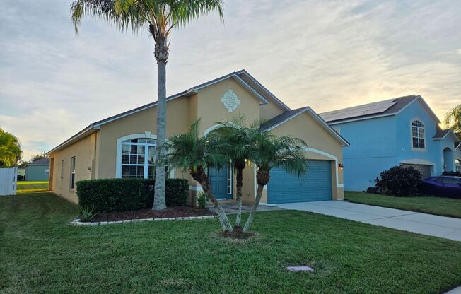 3 Bedroom, 2 Bathroom Home in Sanford!