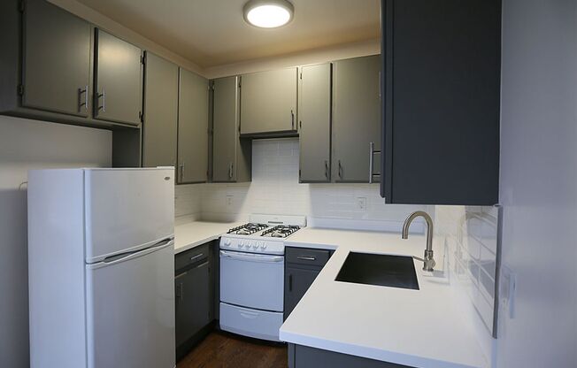 Studio, 1 bath, $1,895, Unit #2