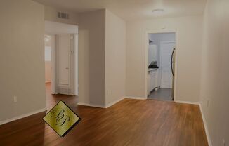 2 beds, 1 bath, $1,050, Unit 1170 #09