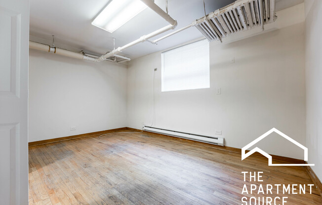 2890 N Clark St, Chicago IL 1