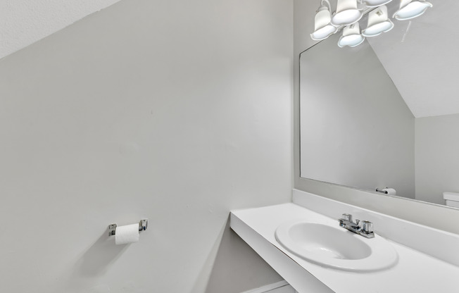 2 Bedroom Walking Distance to NCSU!