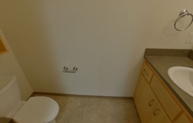 3 beds, 1.5 baths, 1,302 sqft, $2,550, Unit 1